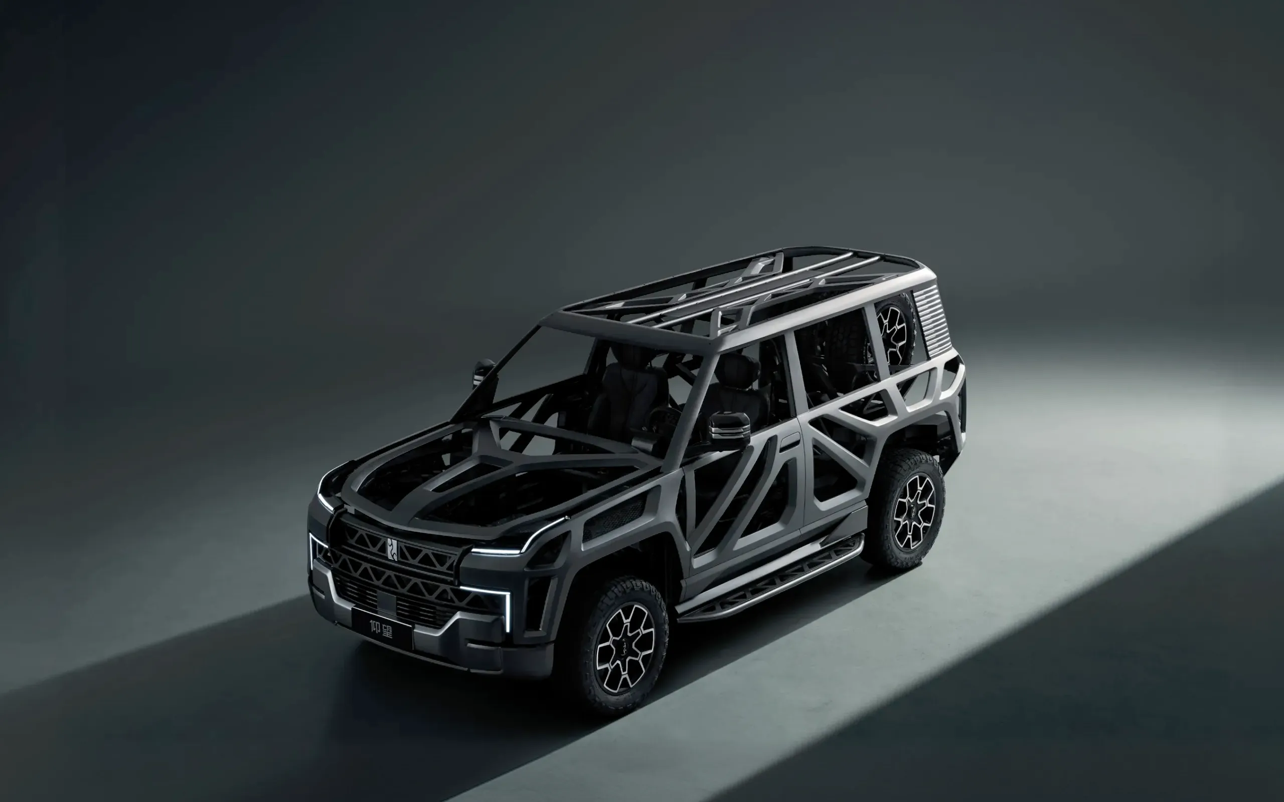 Yangwang U8 Beneath the Surface